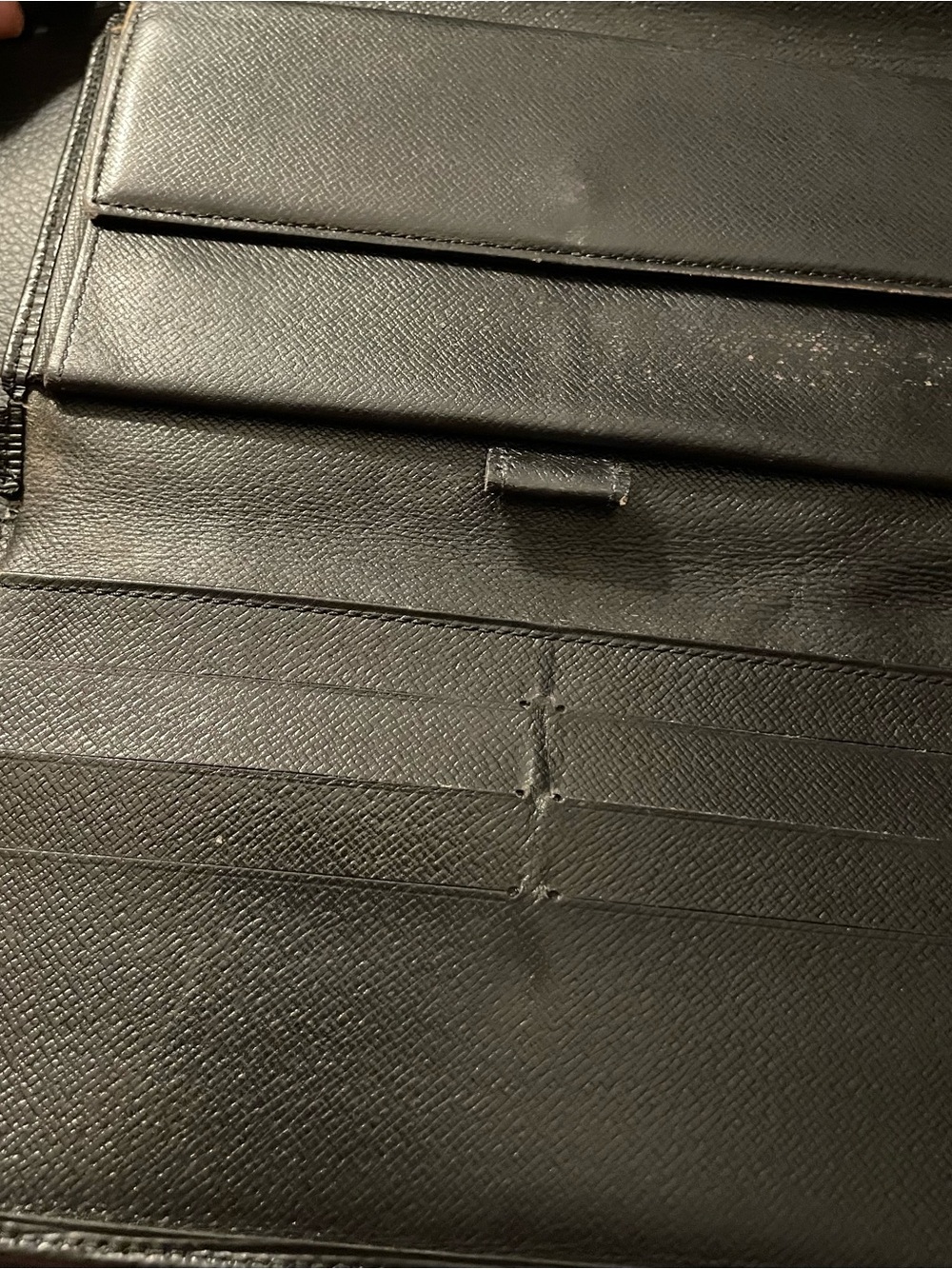 Louis Vuitton Black Textured Leather Women's Clutch Wallet - Picture 3 of 4